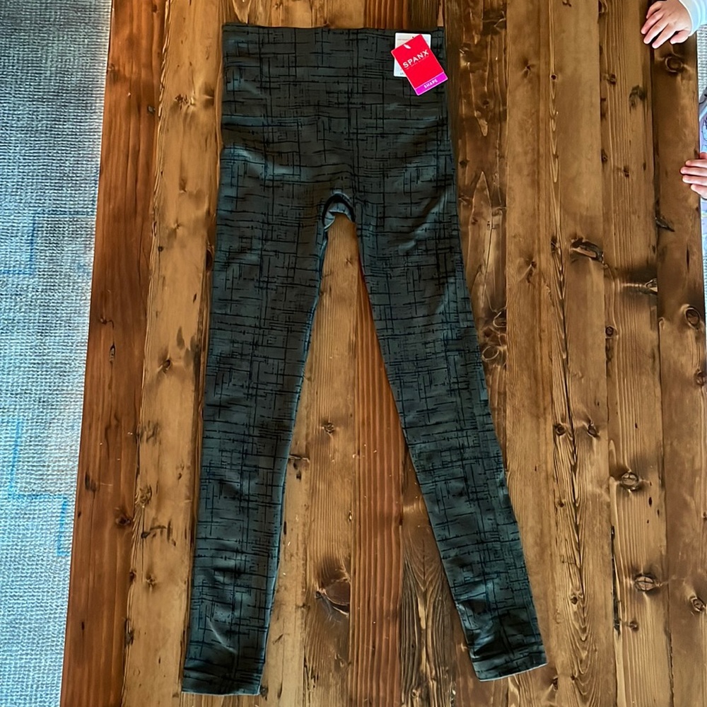 Spanx seamless shape leggings